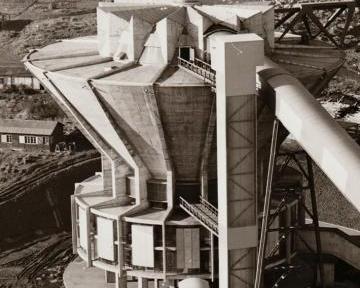 Tours et détours : Le circuit louvroilien des industries