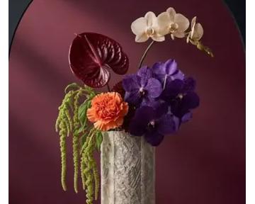 Le vase en fourreau : habiller l'objet
