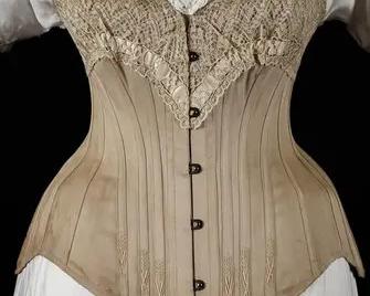 La lingerie en dentelle (XIXe-XXe siècles)