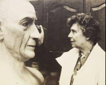 Stella Laurent, scultrice entre Beaux-Arts et Patrimoine culturel immatériel