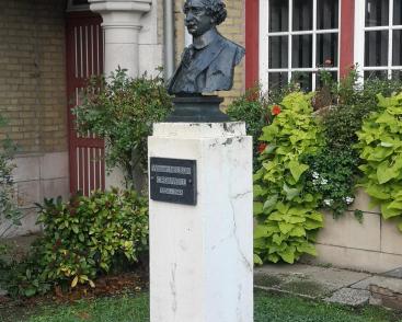 William Nelson Cromwell, artisan de la renaissance de la dentelle aux fuseaux